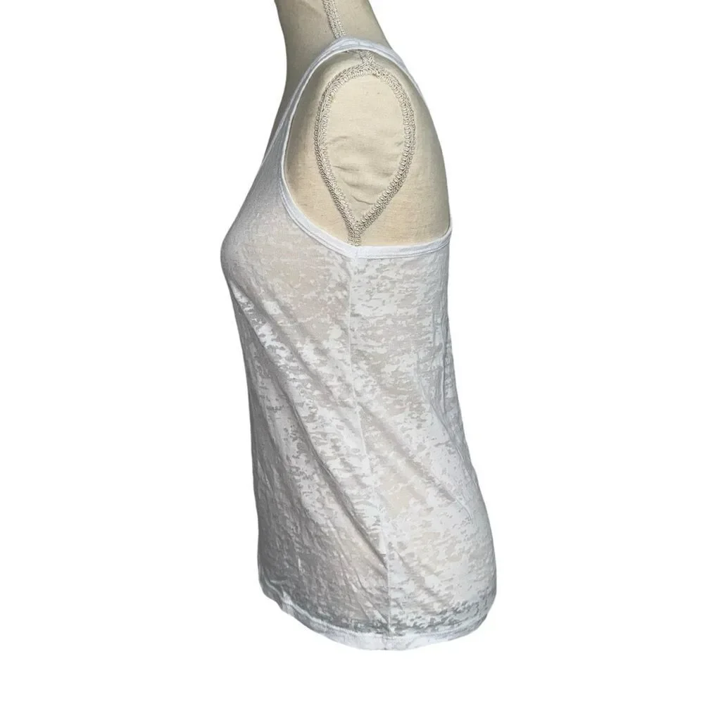 Ever Hottie Solid white sleeveless thank top round neck Cotton blend size m
